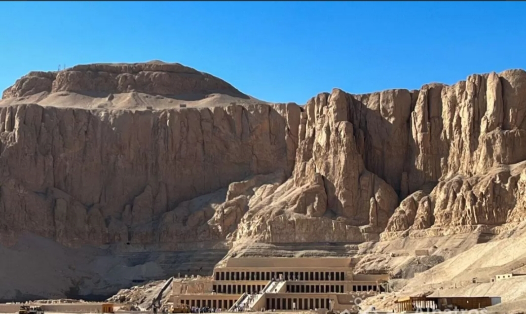 Luxor (2 program)